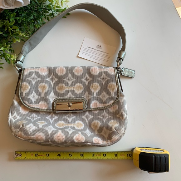 Coach Purse - Picture 4 of 5